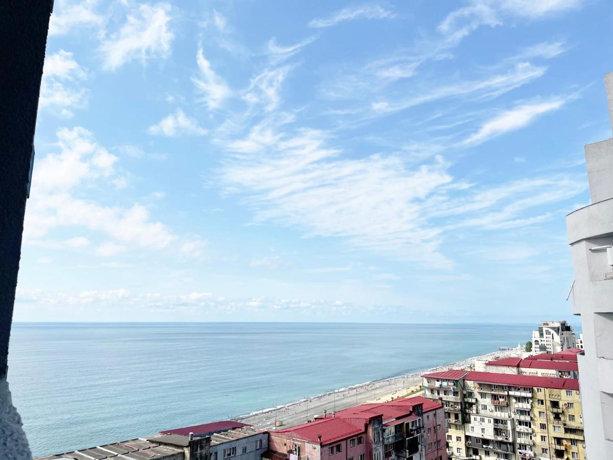 Ferienwohnung Beautiful Horizon First Line Batumi Exterior foto